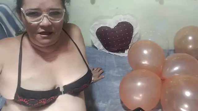 selenax2023 online show from 10-19-25, 03:51
