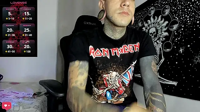 Snapshot of josh__ackerman chatting on 01-11-25, 12:55 josh ackerman online show from 01-11-25, 12:55