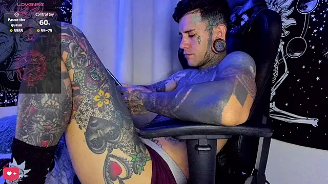 Snapshot of josh__ackerman chatting on 01-26-25, 01:41 josh ackerman online show from 01-26-25, 01:41