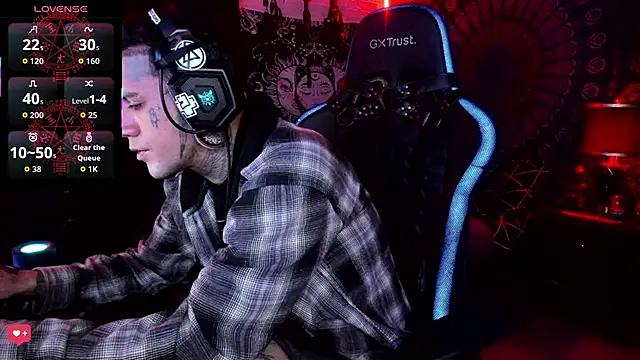 Snapshot of josh__ackerman chatting on 09-25-25, 08:29 josh ackerman online show from 09-25-25, 08:29