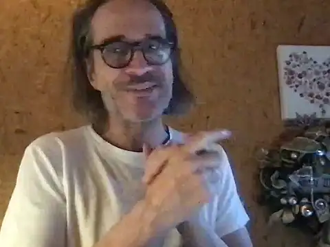 Snapshot of GioApri chatting on 06-20-26, 06:54 GioApri online show from 06-20-26, 06:54