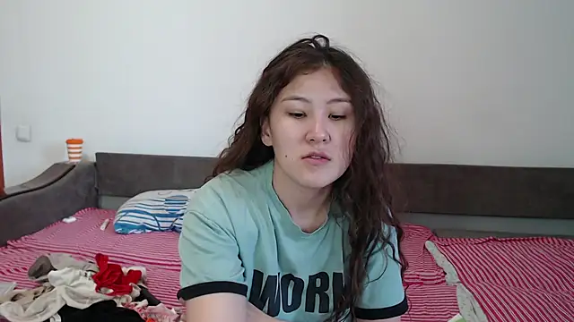 Riz girl online show from 09-19-25, 11:44