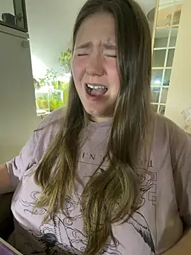 remirann  online show from 11-05-25, 07:25