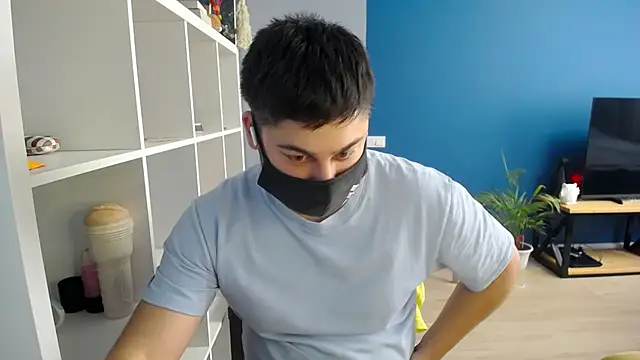 Tomguys online show from 02-28-25, 12:20