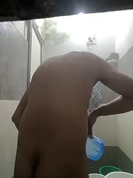 Snapshot of Boy_Harry chatting on 12-03-25, 03:47 Boy Harry online show from 12-03-25, 03:47