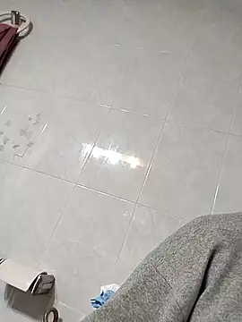 juandi21cm online show from 02-23-25, 06:28