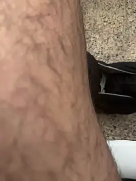 Snapshot of Alerandro00 chatting on 01-17-25, 07:05 Alerandro00 online show from 01-17-25, 07:05