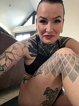 InkedBiitch online show from 02-08-25, 10:18