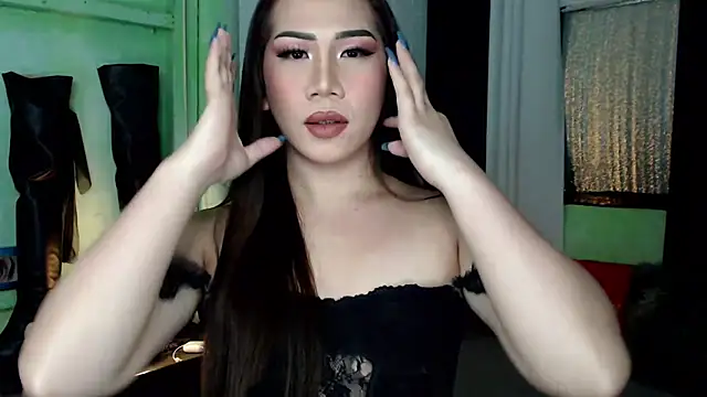 Snapshot of elise_bloom69 chatting on 09-11-25, 06:08 elise bloom69 online show from 09-11-25, 06:08