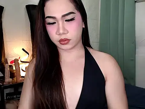 Snapshot of elise_bloom69 chatting on 05-06-26, 05:51 elise bloom69 online show from 05-06-26, 05:51