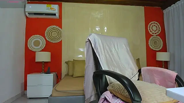 Snapshot of BarbieKano chatting on 01-14-26, 12:05 BarbieKano online show from 01-14-26, 12:05