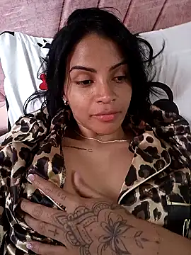 azuna  online show from 03-31-26, 09:48