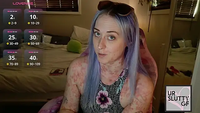 ursluttygf online show from 05-14-26, 04:03
