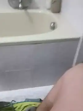 Snapshot of manuel9428 chatting on 02-12-25, 10:15 manuel9428 online show from 02-12-25, 10:15