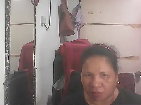 hotwet mama4uxx online show from 01-06-26, 01:37