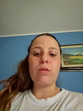 Snapshot of Emma96_hot chatting on 07-01-26, 09:44 Emma96 hot online show from 07-01-26, 09:44