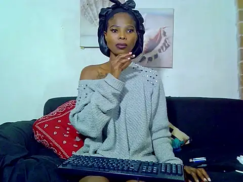 MissParis26 online show from 02-04-25, 10:45