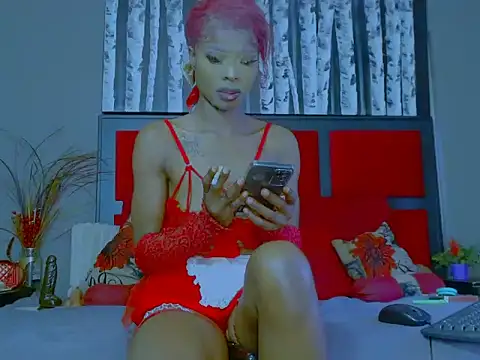 MissParis26 online show from 10-29-25, 10:06