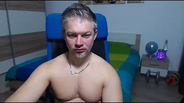 RobbyShawz online show from 10-20-25, 04:24