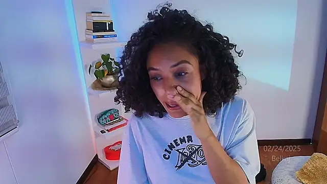 Snapshot of Belkaj chatting on 02-25-25, 01:20 Belkaj online show from 02-25-25, 01:20