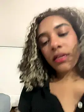 Snapshot of Belkaj chatting on 09-18-25, 12:34 Belkaj online show from 09-18-25, 12:34