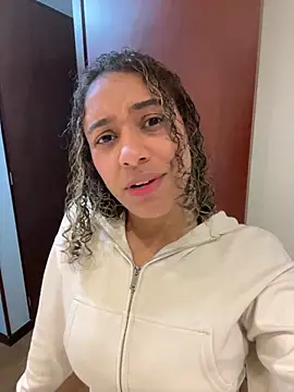 Snapshot of Belkaj chatting on 09-19-25, 12:56 Belkaj online show from 09-19-25, 12:56