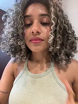 Snapshot of Belkaj chatting on 10-11-25, 01:05 Belkaj online show from 10-11-25, 01:05