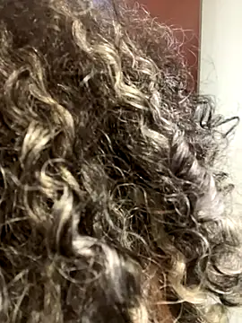 Snapshot of Belkaj chatting on 10-21-25, 01:28 Belkaj online show from 10-21-25, 01:28