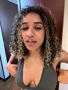 Snapshot of Belkaj chatting on 10-27-25, 01:31 Belkaj online show from 10-27-25, 01:31