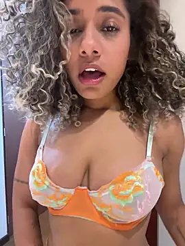 Snapshot of Belkaj chatting on 11-25-25, 12:21 Belkaj online show from 11-25-25, 12:21