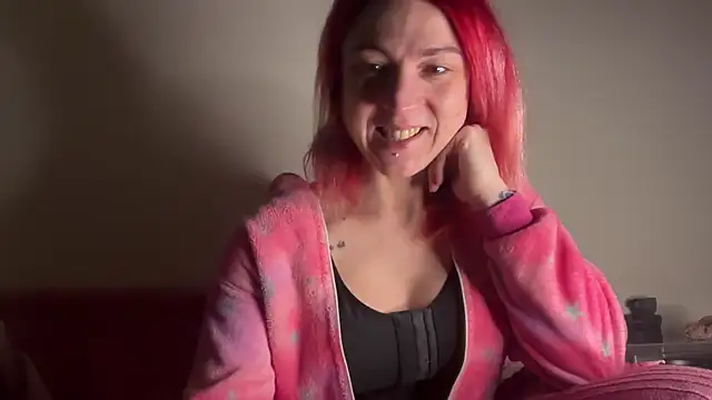 Nikky Divine online show from 01-06-25, 05:52