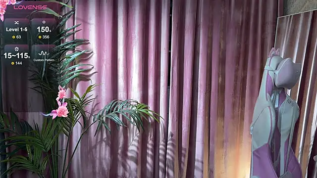 01 lili 01 online show from 11-08-25, 02:06