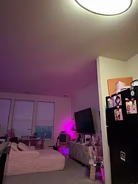 PiggyRose online show from 04-07-26, 11:59