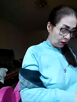 Chriss Tinaa online show from 01-25-25, 04:45