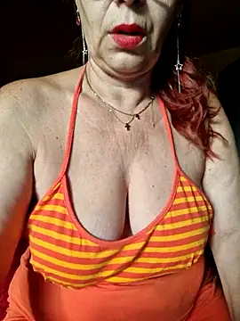 Snapshot of Chriss_Tinaa chatting on 07-01-26, 04:36 Chriss Tinaa online show from 07-01-26, 04:36