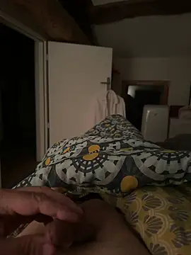 DUDURAxh online show from 04-21-26, 03:46