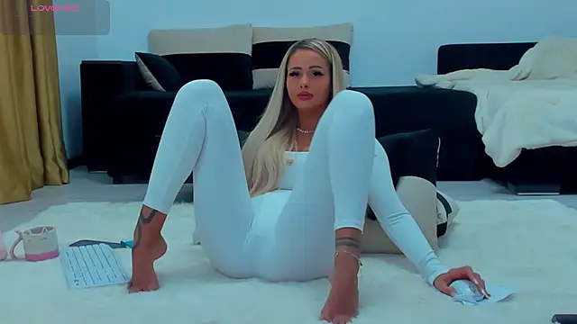 MelanieLexxx online show from 01-01-25, 01:27