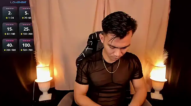 Snapshot of 000batman000 chatting on 02-04-25, 01:27 000batman000 online show from 02-04-25, 01:27