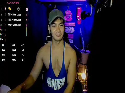 Snapshot of 000batman000 chatting on 02-03-26, 12:43 000batman000 online show from 02-03-26, 12:43