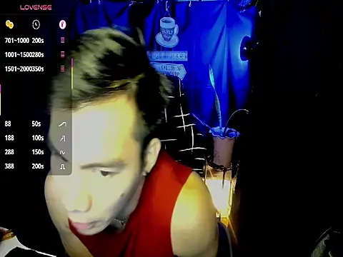 Snapshot of 000batman000 chatting on 02-20-26, 02:19 000batman000 online show from 02-20-26, 02:19