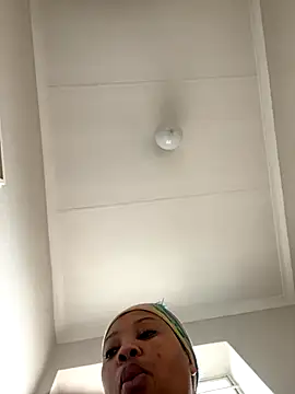 cherrybabe76 online show from 09-10-25, 06:24