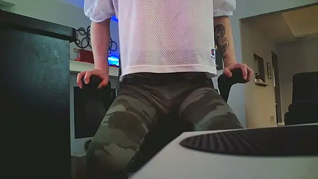 Snapshot of BabyFaceBoyy chatting on 02-09-25, 08:56 BabyFaceBoyy online show from 02-09-25, 08:56