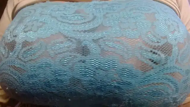 AnnyelinnaLove online show from 02-14-25, 05:51