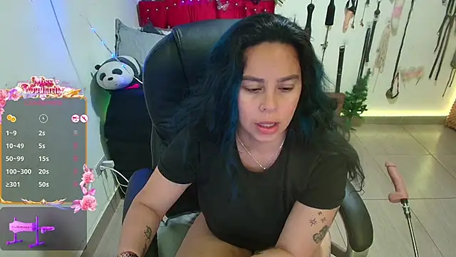 Snapshot of elektra_32 chatting on 06-03-26, 04:48 elektra 32 online show from 06-03-26, 04:48