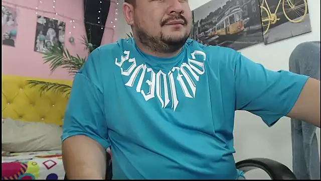 Snapshot of oso_dirty_ chatting on 12-27-24, 05:48 oso dirty online show from 12-27-24, 05:48