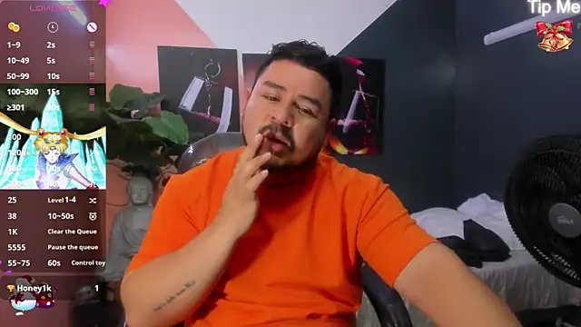 Snapshot of oso_dirty_ chatting on 12-29-24, 05:33 oso dirty online show from 12-29-24, 05:33