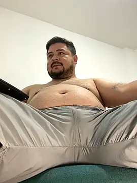 oso dirty  online show from 11-15-25, 06:26