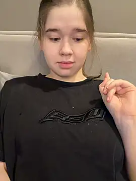 HornyGirlH online show from 03-13-26, 05:25