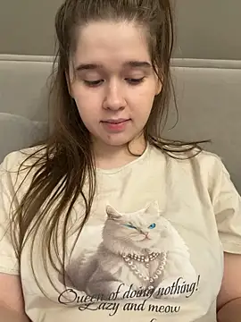 HornyGirlH online show from 04-07-26, 01:28