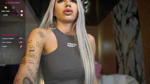 Snapshot of LisaAkira chatting on 03-31-26, 06:58 LisaAkira online show from 03-31-26, 06:58